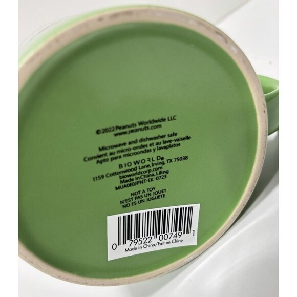 Charlie Brown’s Merry Christmas Large Coffee Mug – Bioworld Festive Holiday Cup - Picture 8 of 10